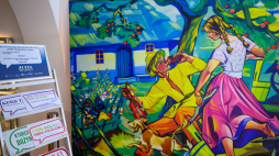 Wystawa „Zofia Stryjeńska. Między wiarą a obrzędem” w Muzeum Ziemi Tarnowskiej w Tarnowie. Fot.  PAP/Paweł Topolski