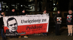 Akcja solidarności z więzionym w kolonii karnej Andrzejem Poczobutem. Fot. PAP/Artur Reszko