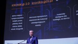 Wicepremier, minister cyfryzacji Krzysztof Gawkowski na konferencji prasowej w siedzibie FN-IA w Warszawie. Fot. PAP/Tomasz Gzell