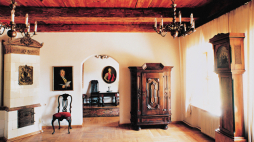 Dwór Józefa Wybickiego - Muzeum Hymnu Narodowego w Będominie. Fot. PAP/Afa Pixx/Zenon Żyburtowicz