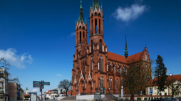 Zespół bazyliki archikatedralnej Wniebowzięcia Najświętszej Maryi Panny w Białymstoku. Fot. PAP/Michał Zieliński