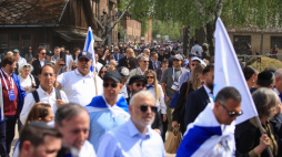 Uczestnicy Marszu Żywych (w 2025 r.). Fot. PAP/Jarek Praszkiewicz