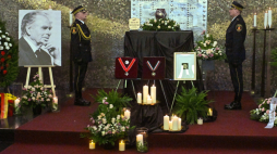 Uroczystości pogrzebowe pisarza Wiesława Myśliwskiego na Starych Powązkach w Warszawie. Fot. PAP/Piotr Nowak  