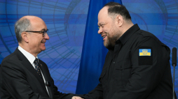 Marszałek Sejmu Włodzimierz Czarzasty oraz przewodniczący Rady Najwyższej Ukrainy Rusłan Stefanczuk. Fot.  PAP/Marcin Obara