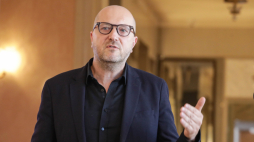 Dyrektor Teatru Wielkiego – Opery Narodowej Boris Kudlicka. Fot. PAP/Tomasz Gzell