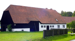 Ostaszów. Fot. mzopw, Public domain, via Wikimedia Commons