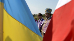 Duchowny ukraińskiej Cerkwi Prawosławnej podczas uroczystości w rocznicę zbrodni UPA w Hucie Pieniackiej. Fot. PAP/Darek Delmanowicz