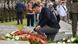 Lech Parell podczas uroczystości w rocznicę zbrodni wołyńskiej. Fot. PAP/Piotr Nowak