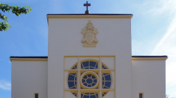 Konkatedra Matki Boskiej Zwycięskiej. Fot. Alina Zienowicz (Ala z), e-mail, CC BY-SA 3.0 PL <https://creativecommons.org/licenses/by-sa/3.0/pl/deed.en>, via Wikimedia Commons