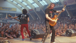 Kraków 9.08.1982 r. Koncert walijskiej grupy rockowej Budgie w hali Gwardyjskiego Towarzystawa Sportowego (GTS) Wisła. Fot. PAP/Jerzy Ochonski