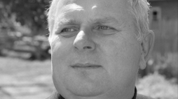Andrzej Beya-Zaborski (1951-2026). Plan zdjęciowy filmu "Wesele" w reżyserii Wojciecha Smarzowskiego. Fot. PAP/Afa Pixx/Krzysztof Wellman