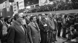 I Krajowy Zjazd Delegatów NSZZ Solidarność w gdańskiej hali Olivia. Fot. PAP/Stefan Kraszewski