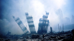 Ruiny World Trade Center w Nowym Jorku 2001 r. Fot. PAP/EPA PHOTO AFPI/ALEX FUCHS