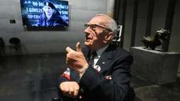 Prezes Związku Powstańców Warszawskich Janusz Maksymowicz podczas konferencji prasowej w Izbie Pamięci przy Cmentarzu Powstańców Warszawy w Warszawie. Fot. PAP/Piotr Nowak