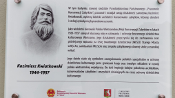 Kazimierz Kwiatkowski, tablica w Lublinie, Fot. źródło: Wikipedia/Volodymyr D-k