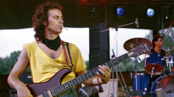 Zespół Maanam w 1983 roku, basista Bogdan Kowalewski i perkusista Paweł Markowsi. Fot. PAP/Afa Pixx/Krzysztof Wellman