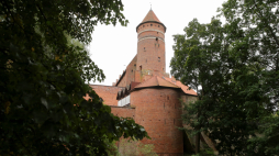 Gotycko-barokowy zamek kapituły warmińskiej w Olsztynie, siedziba Muzeum Warmii i Mazur będzie przez najbliższe 3 lata remontowany. Muzeum będzie nieczynne. Fot. PAP/Tomasz Waszczuk