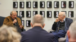 Adam Michnik i prof. Krzysztof Pomian. Fot. PAP/Paweł Supernak