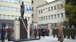 Uroczystość odsłonięcia pomnika generała broni Tadeusza Jordan-Rozwadowskiego na terenie Sztabu Generalnego Wojska Polskiego w Warszawie. Fot. PAP/Marcin Obara