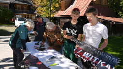 Performans artystyczny „Panorama wspólna” zorganizowany przez Muzeum Tatrzańskie w Zakopanem. Fot. Muzeum w Zakopanem