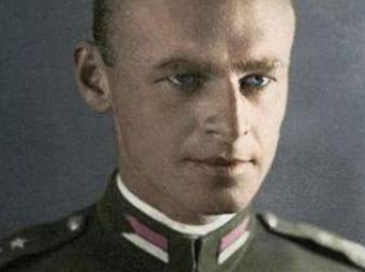 Witold Pilecki Co Zrobił Dla Polski Ogłoszono konkurs "Rotmistrz Pilecki Bohater Niezwyciężony" | dzieje.pl