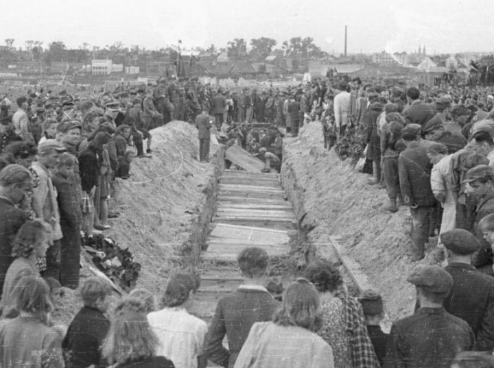 Historycy potrzebne dalsze badania dotyczące pogromu kieleckiego