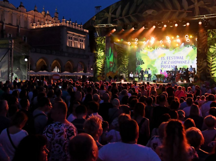 W Krakowie wyłoniono laureatów 15. Festiwalu Zaczarowanej Piosenki ...