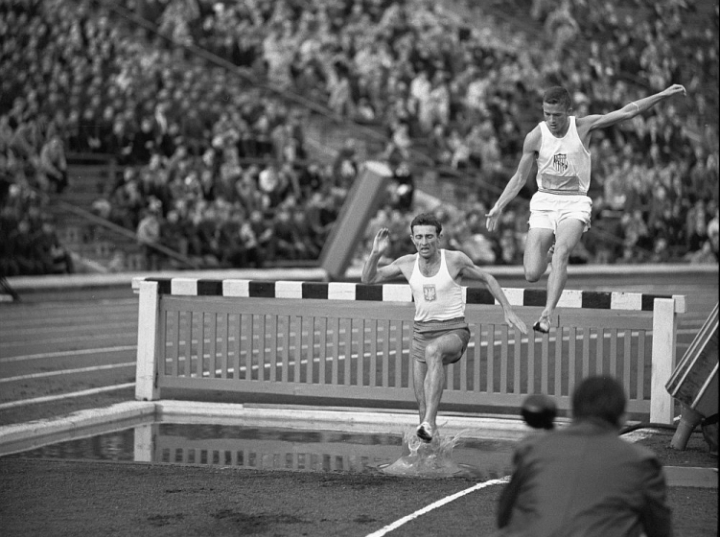 Gazzetta Dello Sport Originale – 20 Août 1958 : Sneyers, Krzyszkowiak, Vickers, Zatopkova