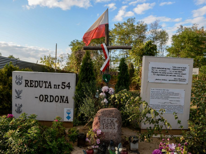 Reduta Ordona Rodzaj I Gatunek MKiDN: Reduta Ordona pozostaje zabytkiem | dzieje.pl - Historia Polski