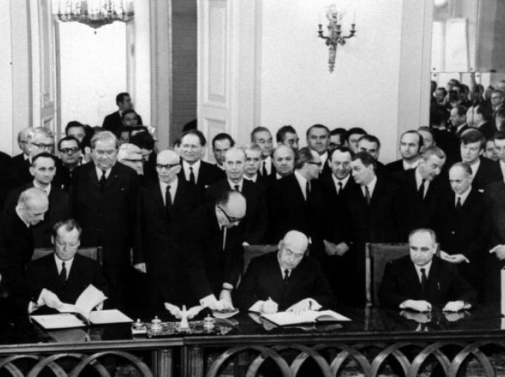 50 years ago, the Bundestag ratified the treaty between the Polish People’s Republic and Germany |  occur