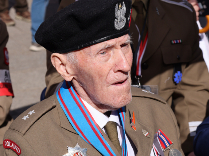 W Bolonii odsłonięto tablicę upamiętniającą wyzwolenie miasta przez 2. Korpus Polski