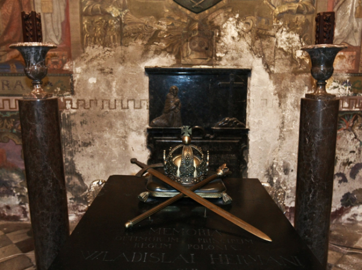 Badania potwierdziły, iż w katedrze w Płocku spoczywają Piastowie
