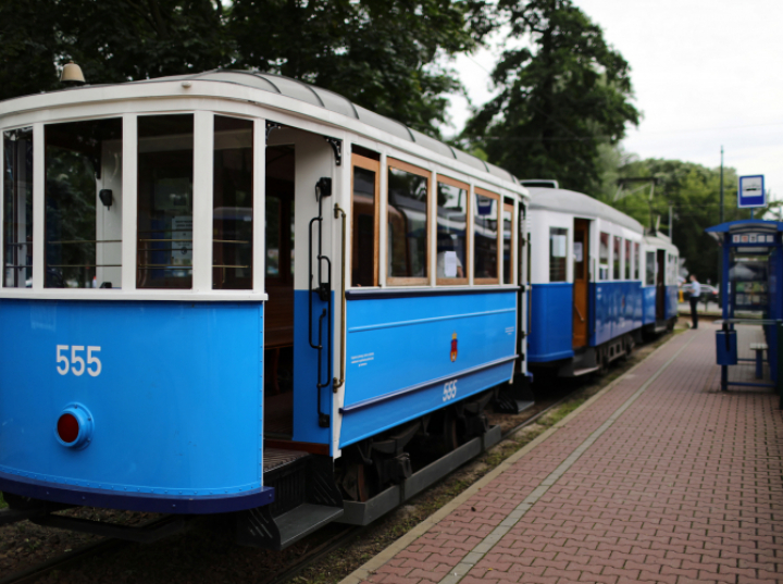 Krakowskie MPK wymieniło się historycznymi tramwajami z innymi miastami