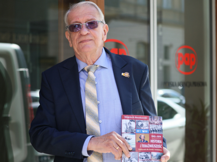 Proces ws. podręcznika HiT - 19 grudnia wyrok