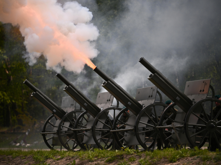 W warszawskiej brygadzie pancernej odbył się apel w rocznicę końca II wojny światowej
