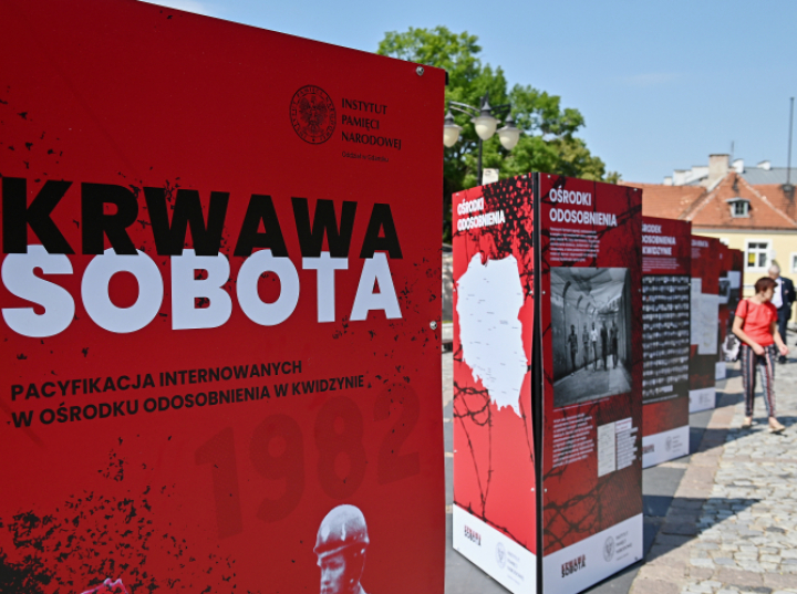 Zaczyna się proces byłych strażników oskarżonych o pobicie internowanych w Kwidzynie