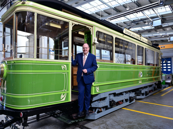 W Krakowie odrestaurowano zabytkowy tramwaj Zeppelin na zlecenie Norymbergi