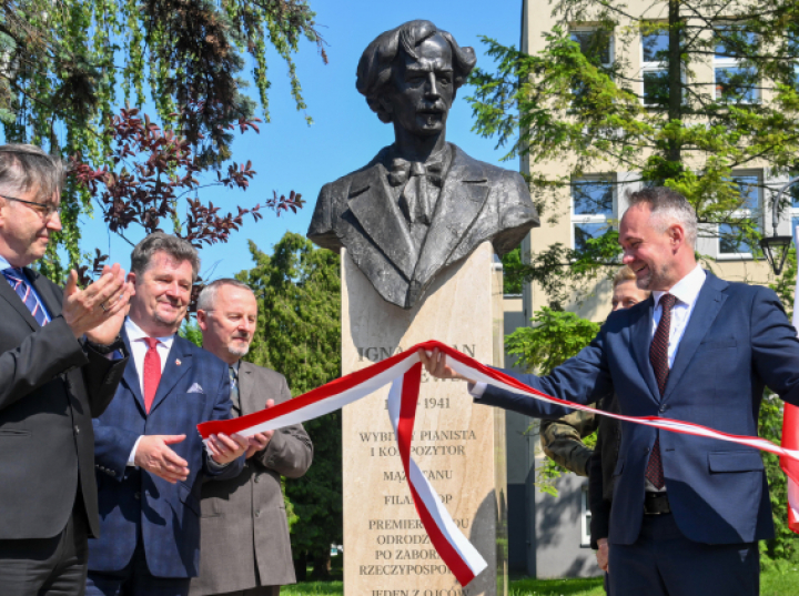 W Malborku odsłonięto pomnik Ignacego Jana Paderewskiego