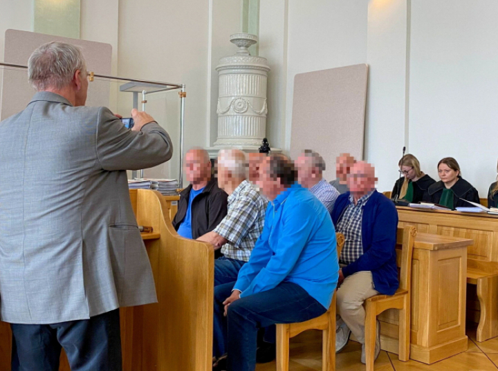 Proces byłych funkcjonariuszy Służby Więziennej oskarżonych o pobicie internowanych