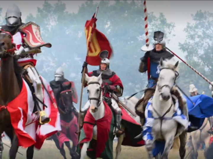 Historyczne rekonstrukcje bitew. Doskonały pomysł na lato (wideo)