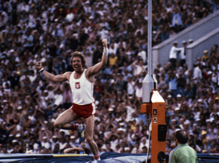 Historia jednej fotografii z Bazy Zdjęć PAP: Igrzyska w Moskwie i gest Kozakiewicza