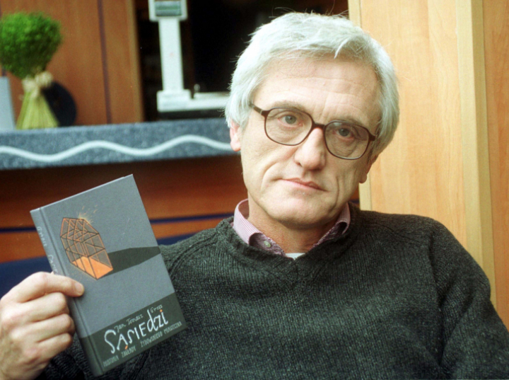 Zbrodnia w Jedwabnem – od książki Grossa do umorzenia śledztwa IPN