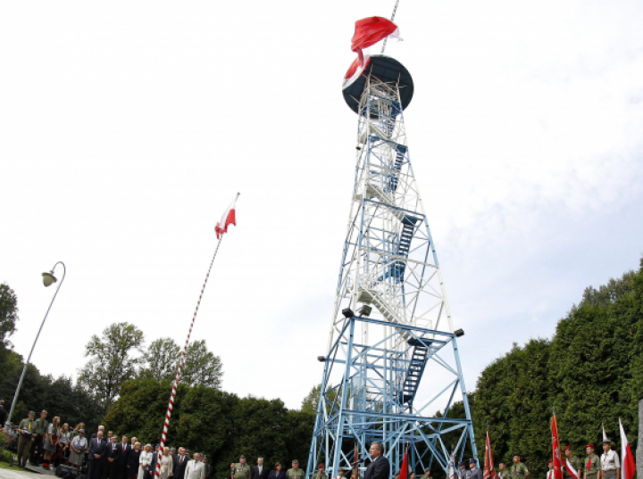 Historyczna wieża spadochronowa przejdzie remont