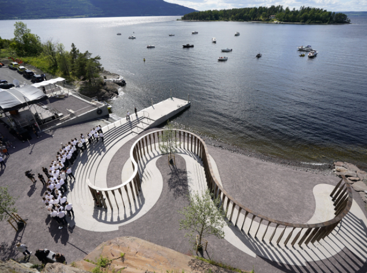Czternasta rocznica największych zamachów w historii Norwegii