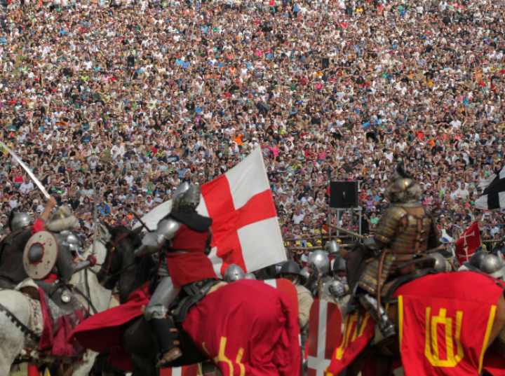 Inscenizacja bitwy pod Grunwaldem z udziałem 1200 rekonstruktorów
