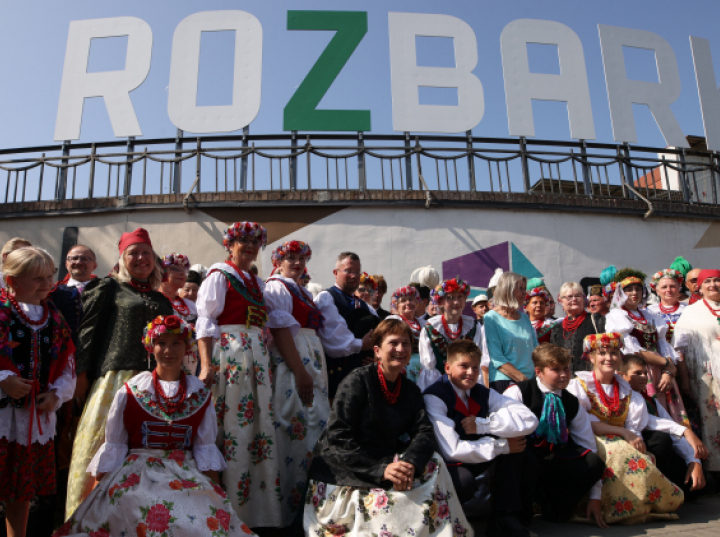 Druga próba ustanowienia rekordu osób w strojach regionalnych