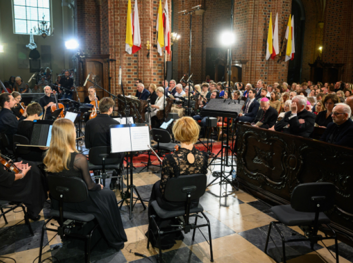 26 sierpnia w stołecznej bazylice św. Jana Chrzciciela koncert z okazji 1000-lecia Korony Polskiej
