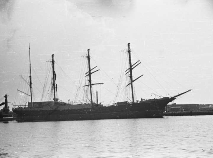 90 lat temu „Dar Pomorza” zakończył rejs dookoła świata