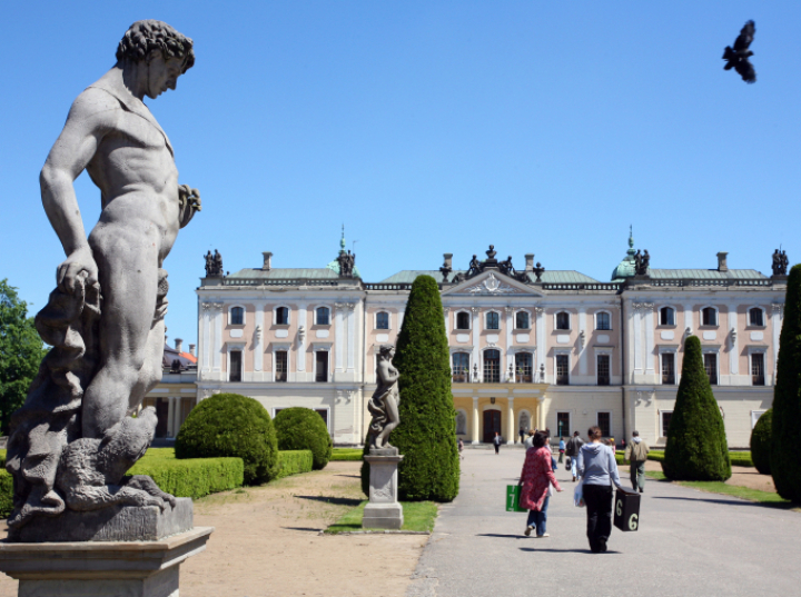 Spacery historyczne jedną z atrakcji jubileuszu 75-lecia Uniwersytetu Medycznego