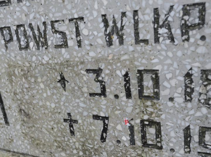 Urząd wojewódzki szuka informacji o zniszczonych, znikających, usuwanych grobach wojennych